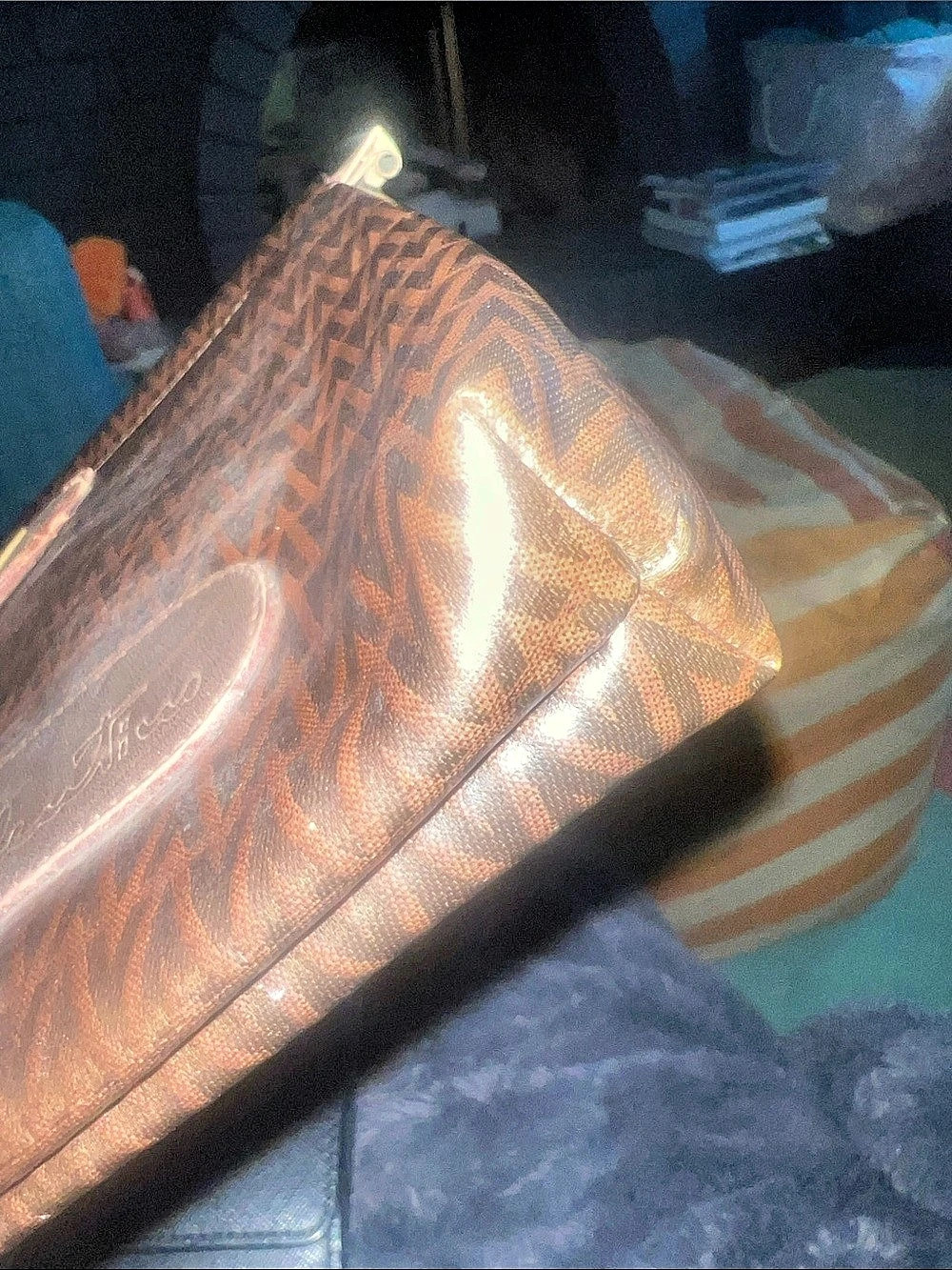 Mario Valentino Geometric Brown Clutch - Picture 5 of 11
